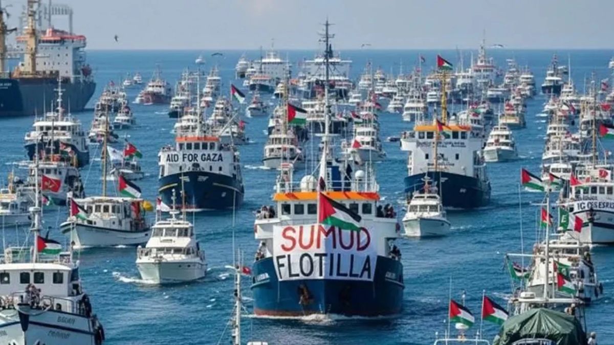İsrail, Yunanistan Açıklarında Sumud Filosuna Saldırdı!