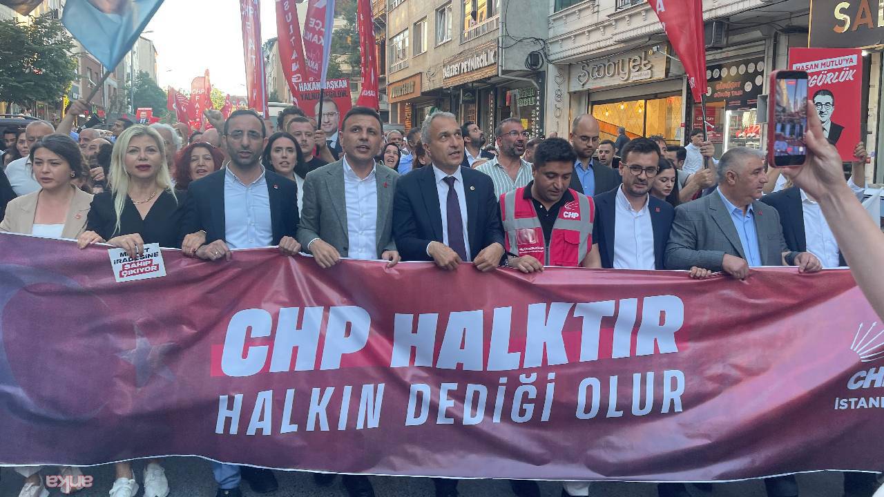 Özgür Çelik'ten Bayrampaşa'da Kritik Kurtuluş Çağrısı!