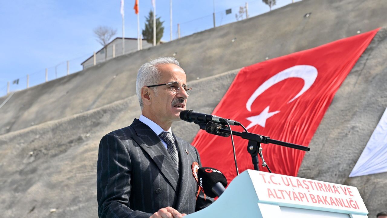 Mersin Limanları Hızlı Trenle Orta Koridor'a Bağlanıyor!